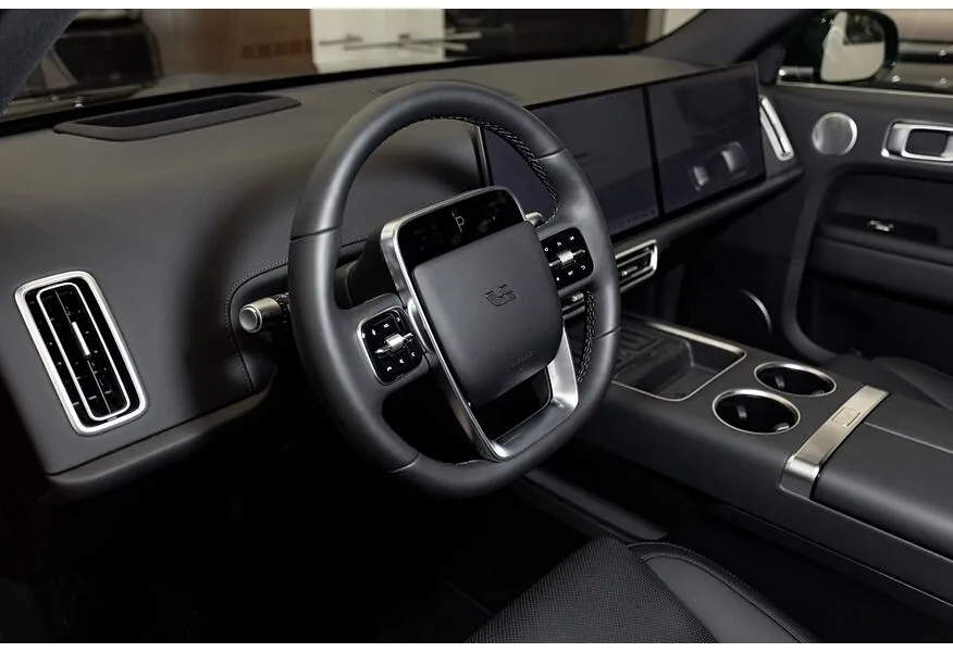 Li Auto L6 1.5 AT 4WD (150 л.с.) Max Черный в АВИЛОН. Слайд №7