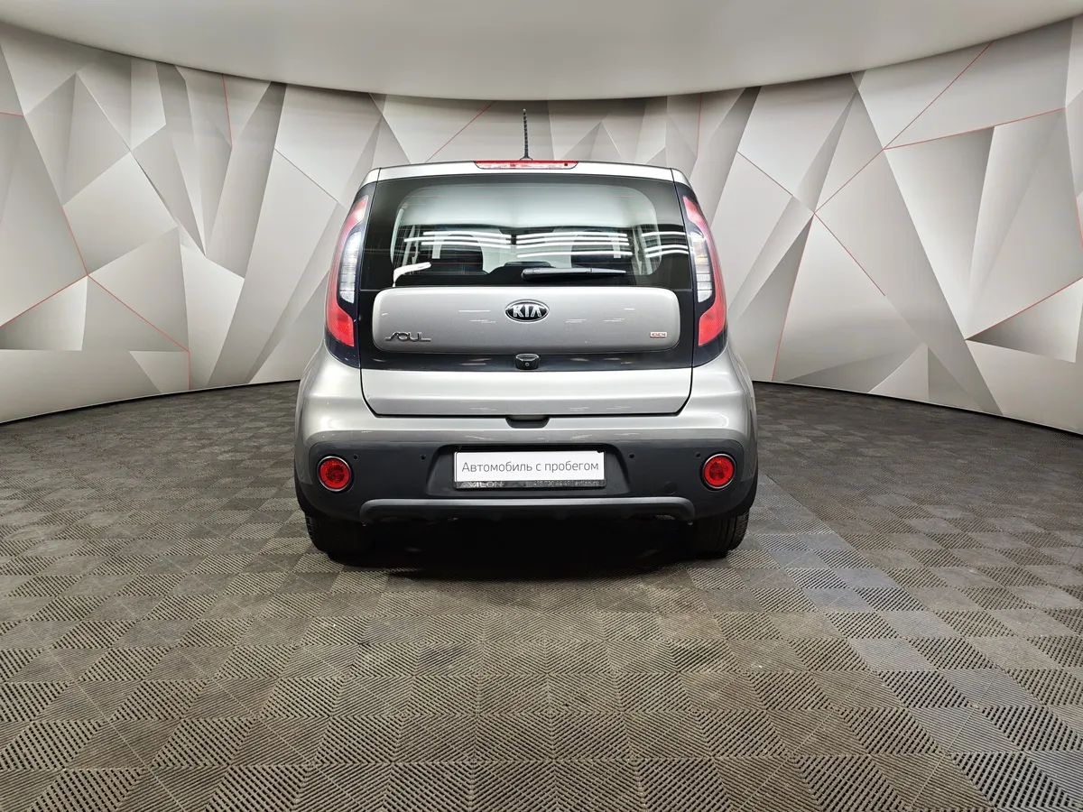 Kia Soul 1.6 GDI AT (132 л.с.) Classic Серебристый в АВИЛОН. Слайд №8