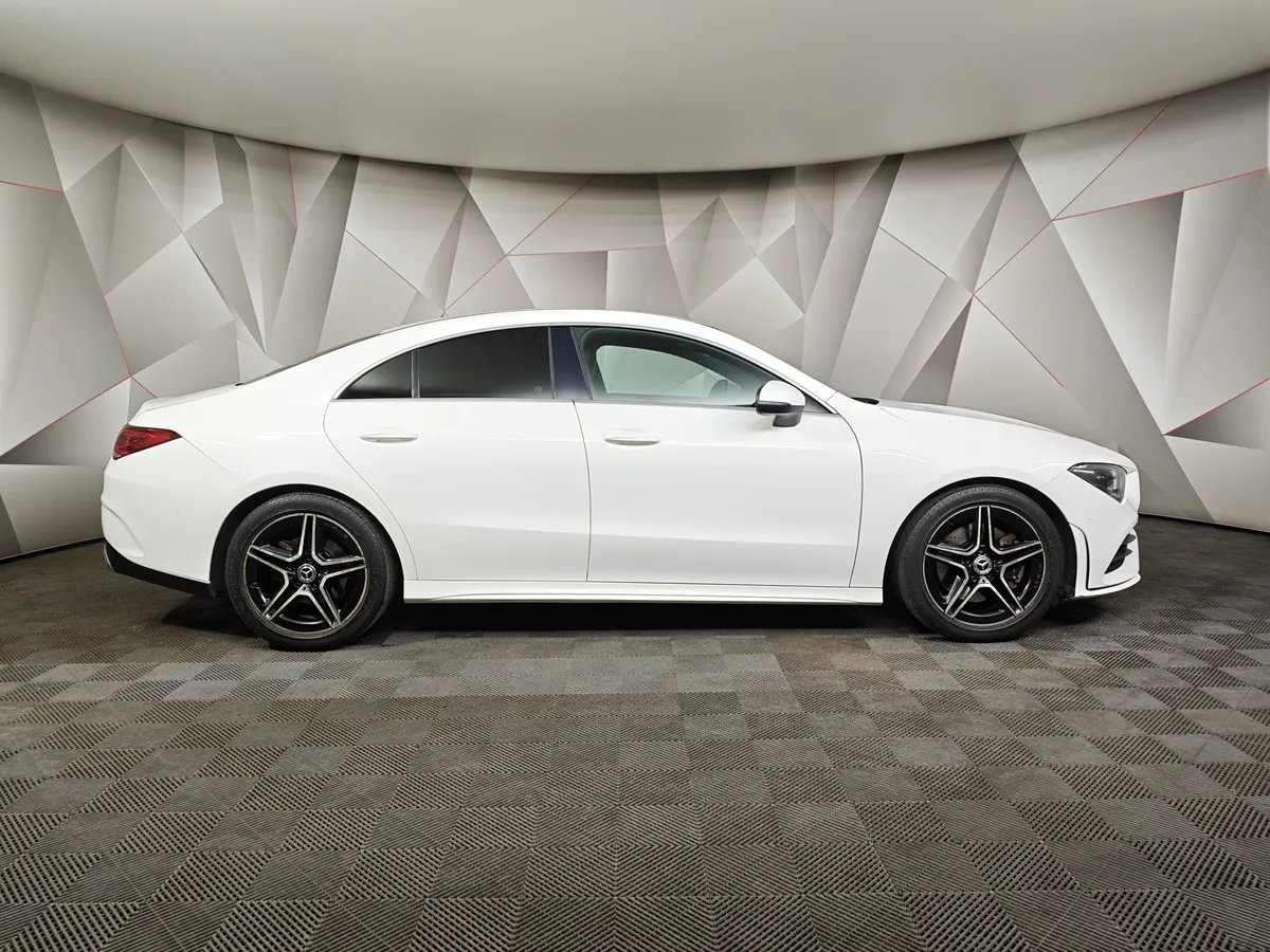 Mercedes-Benz CLA 200 7G-DCT (150 л.с.) Sport Белый в АВИЛОН. Слайд №6