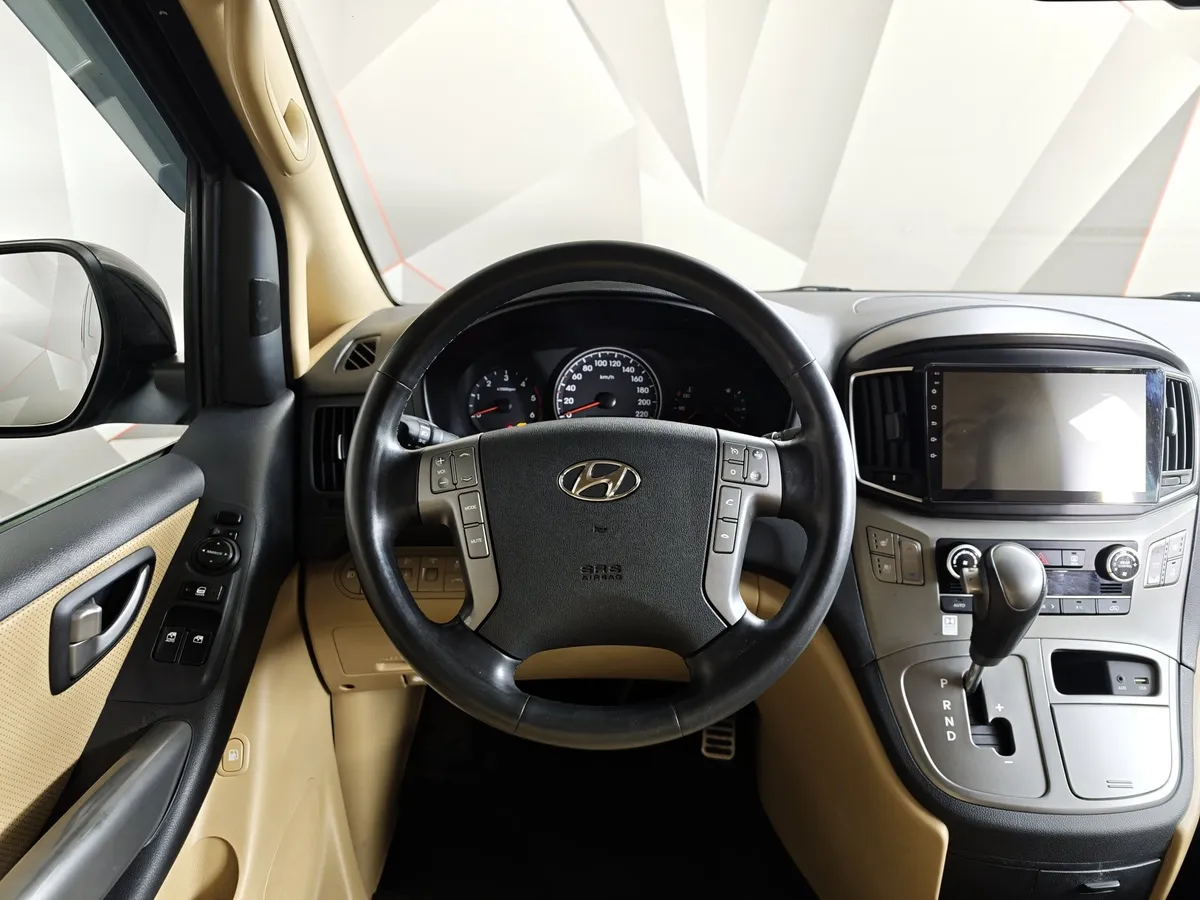 Hyundai H-1 2.5 CRDi AT (170 л.с.) Business (JP6) Черный в АВИЛОН. Слайд №20