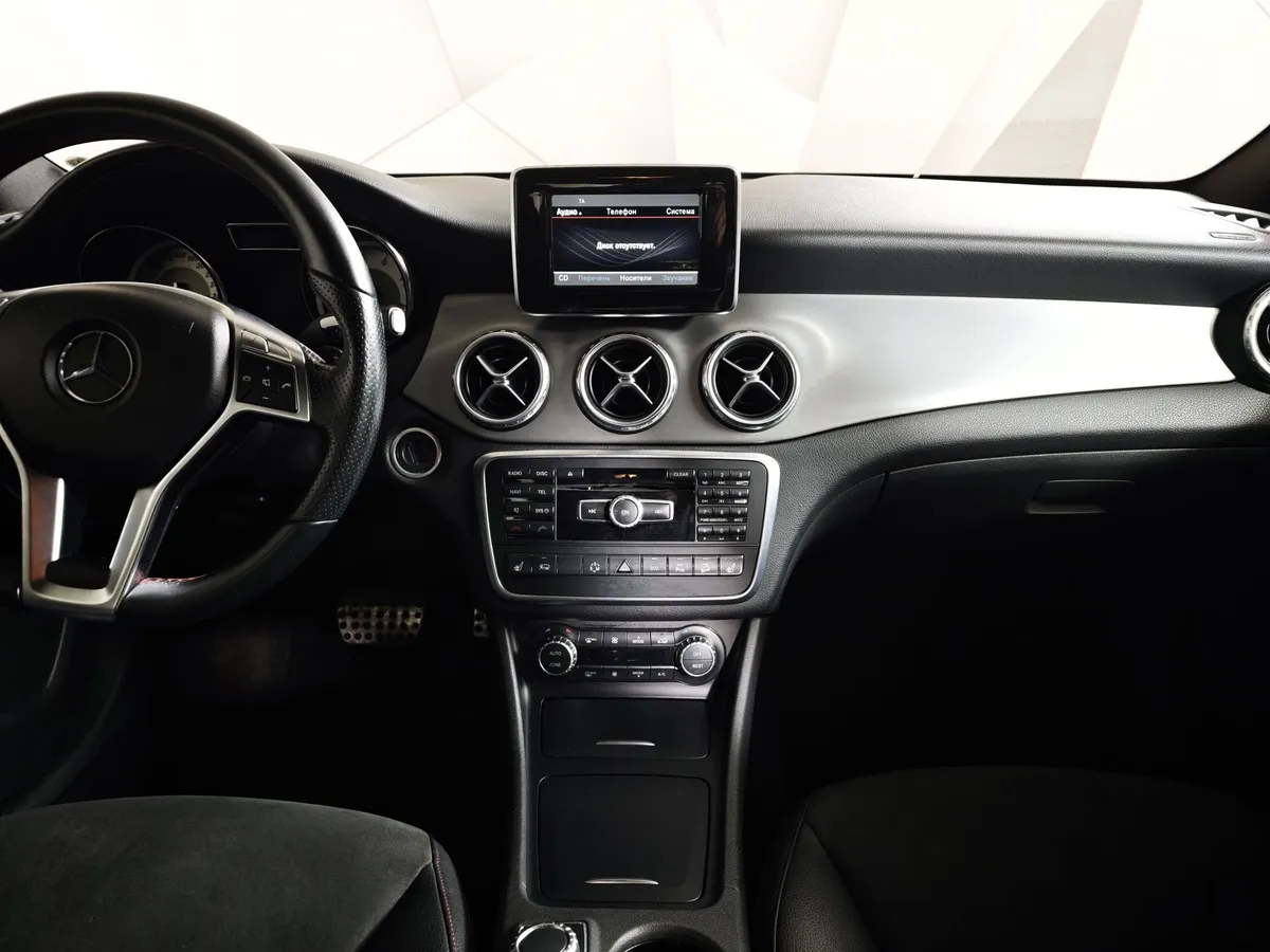 Mercedes-Benz GLA 250 7G-DCT 4MATIC (211 л.с.) Особая серия Фиолетовый в АВИЛОН. Слайд №15