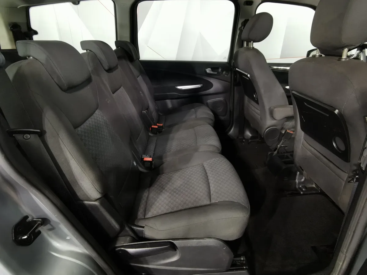Ford Galaxy 2.0 MT (145 л.с.) Серый в АВИЛОН. Слайд №14
