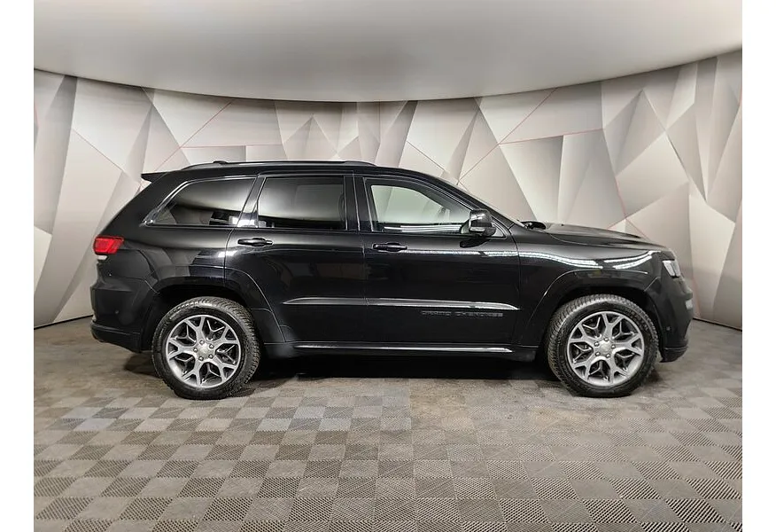 Jeep Grand Cherokee 3.0 AT AWD (238 л.с.) S-Limited Черный в АВИЛОН. Слайд №6