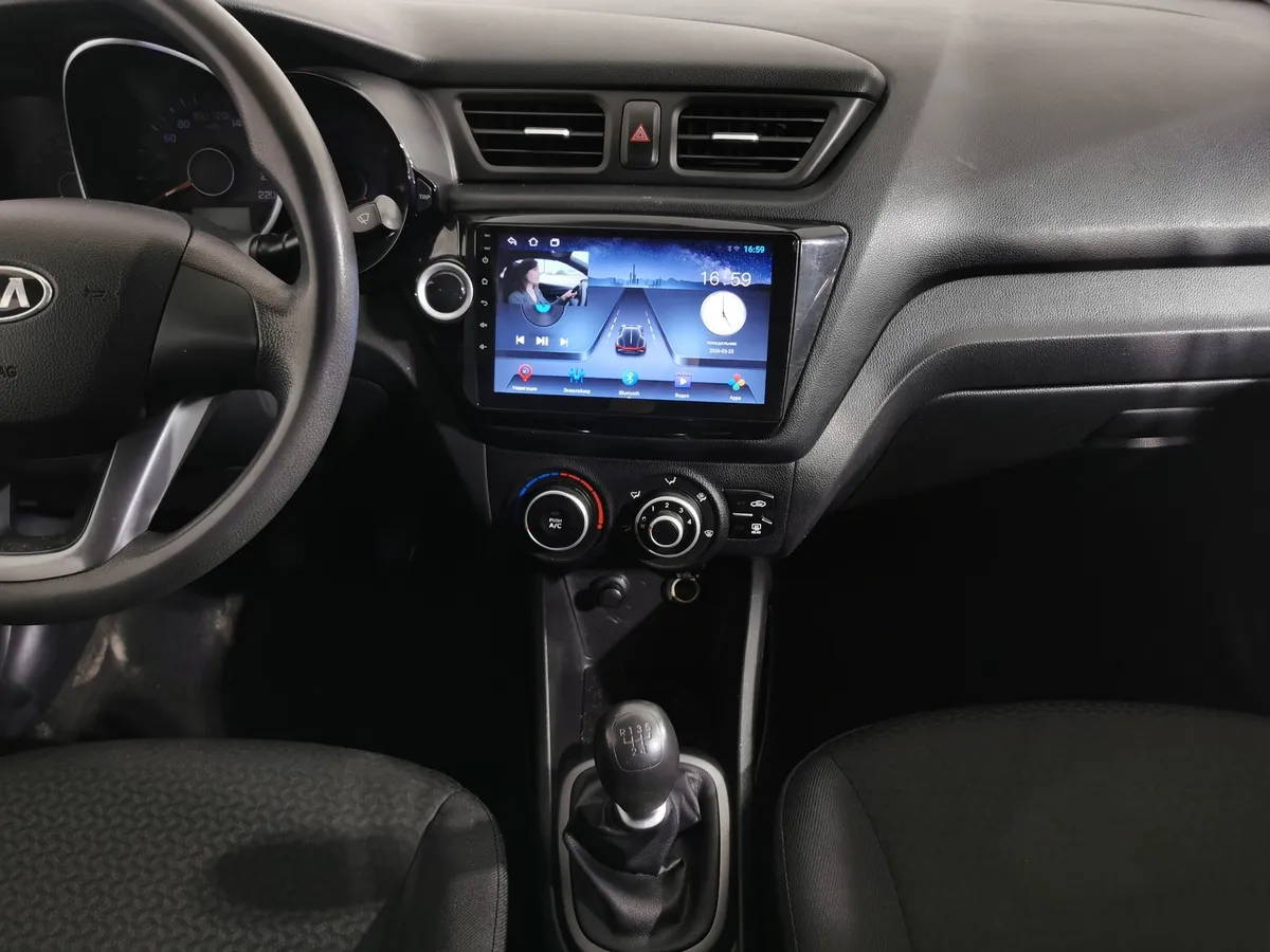 Kia Rio 1.6 MT (123 л.с.) Comfort Красный в АВИЛОН. Слайд №13