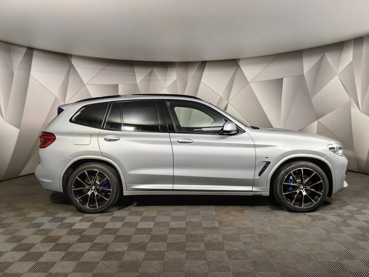 BMW X3 xDrive30i AT (249 л.с.) M Sport Серебристый в АВИЛОН. Слайд №6 BMW X3 xDrive30i AT (249 л.с.) M Sport Серебристый в АВИЛОН. Слайд №6