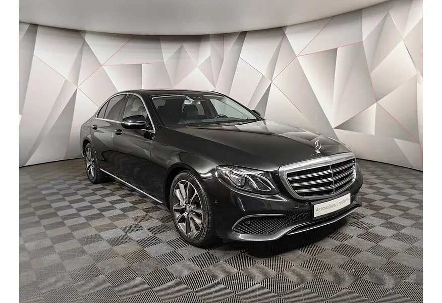 Mercedes-Benz E-Класс E 400 d 4MATIC 9G-TRONIC (333 л.с.) Luxury Черный в АВИЛОН. Слайд №2