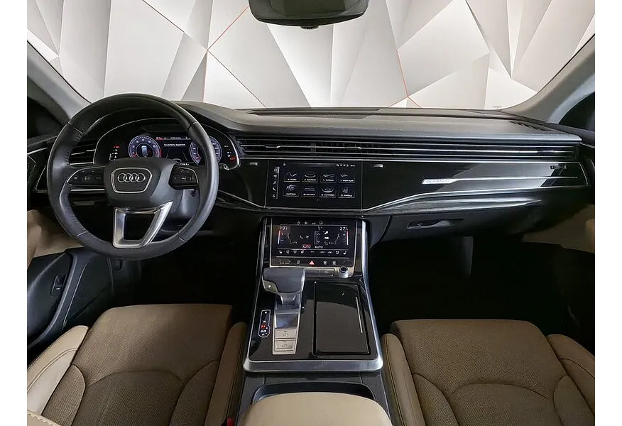 Audi Q8 55 TFSI Tiptronic quattro (340 л.с.) Оранжевый в АВИЛОН. Слайд №14