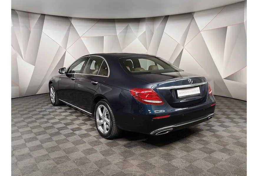 Mercedes-Benz E-Класс E 400 d 4MATIC 9G-TRONIC (333 л.с.) Luxury Зеленый в АВИЛОН. Слайд №4