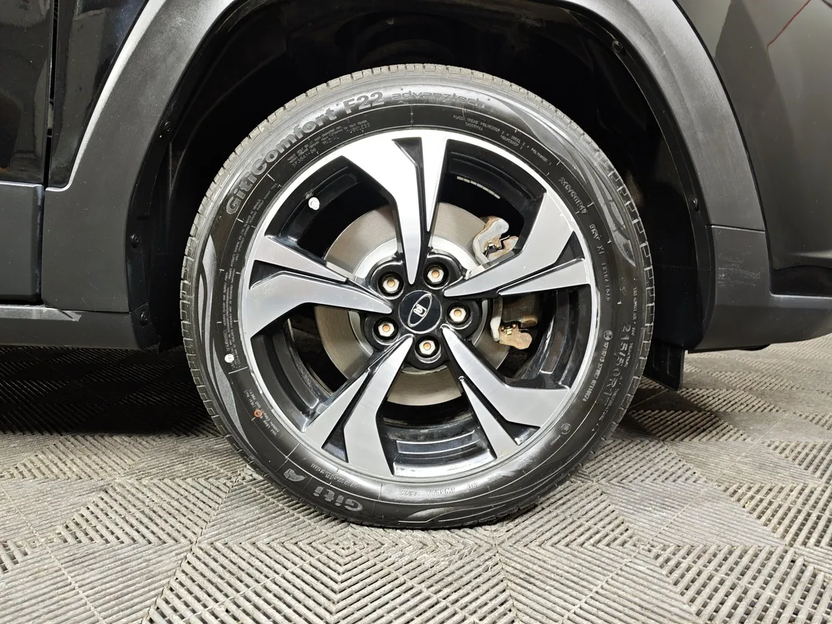 Москвич 3 1.5 CVT (150 л.с.) Standart Черный в АВИЛОН. Слайд №9