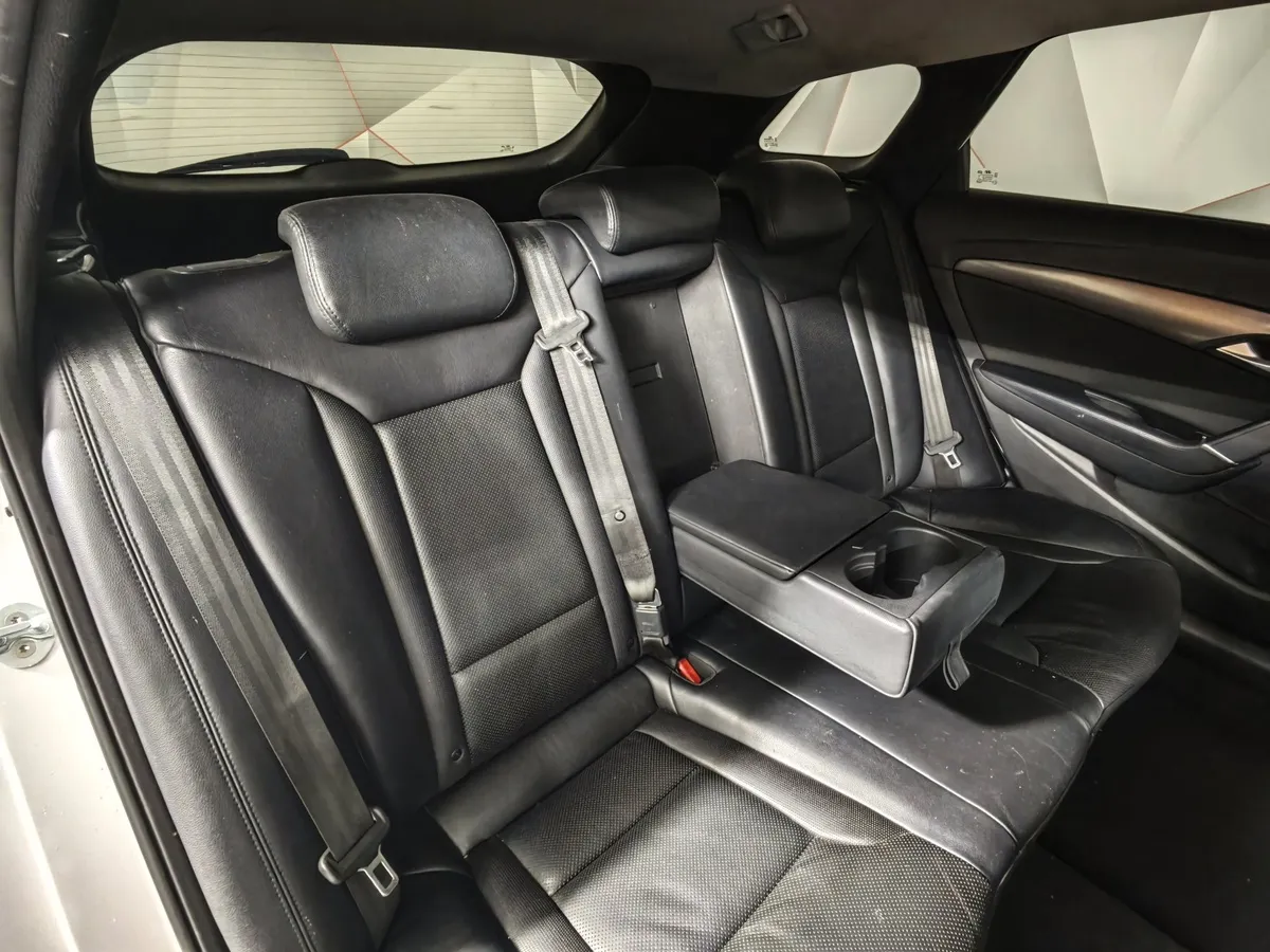 Hyundai i40 2.0 AT (150 л.с.) Premium Белый в АВИЛОН. Слайд №16