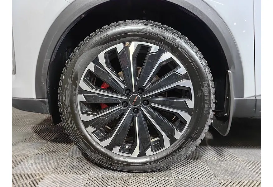 EXEED RX 2.0T DCT 4WD (249 л.с.) Platinum Серый в АВИЛОН. Слайд №9