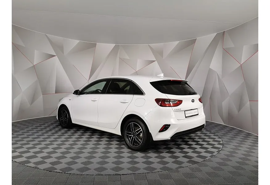 LIVE. Слайд №7