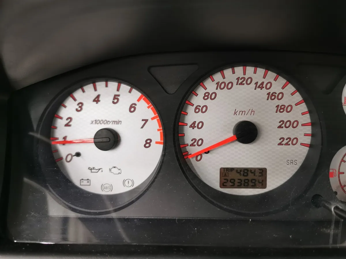 Mitsubishi Lancer 1.6 MT (98 л.с.) Серый в АВИЛОН. Слайд №17