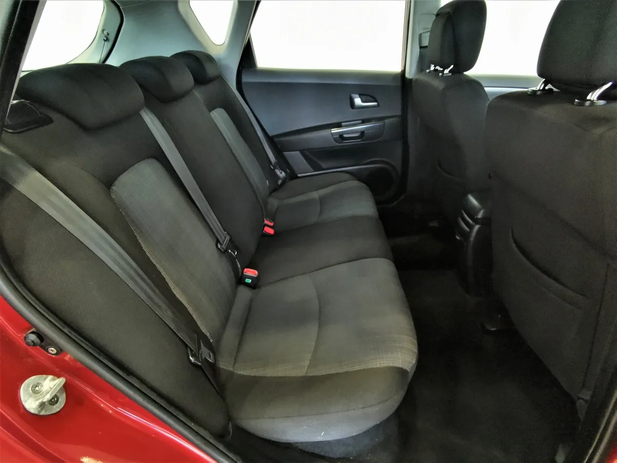 Kia Ceed 1.6 MT (129 л.с.) Comfort Красный в АВИЛОН. Слайд №13