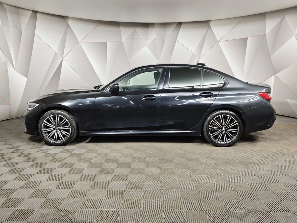 BMW 3 серия 320i xDrive (184 л.с.) Черный в АВИЛОН. Слайд №5