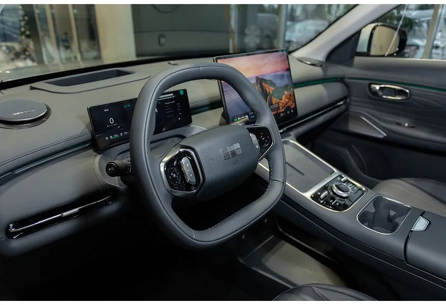 Geely EX5 AT (218 л.с.) Max Серебристый в АВИЛОН. Слайд №9