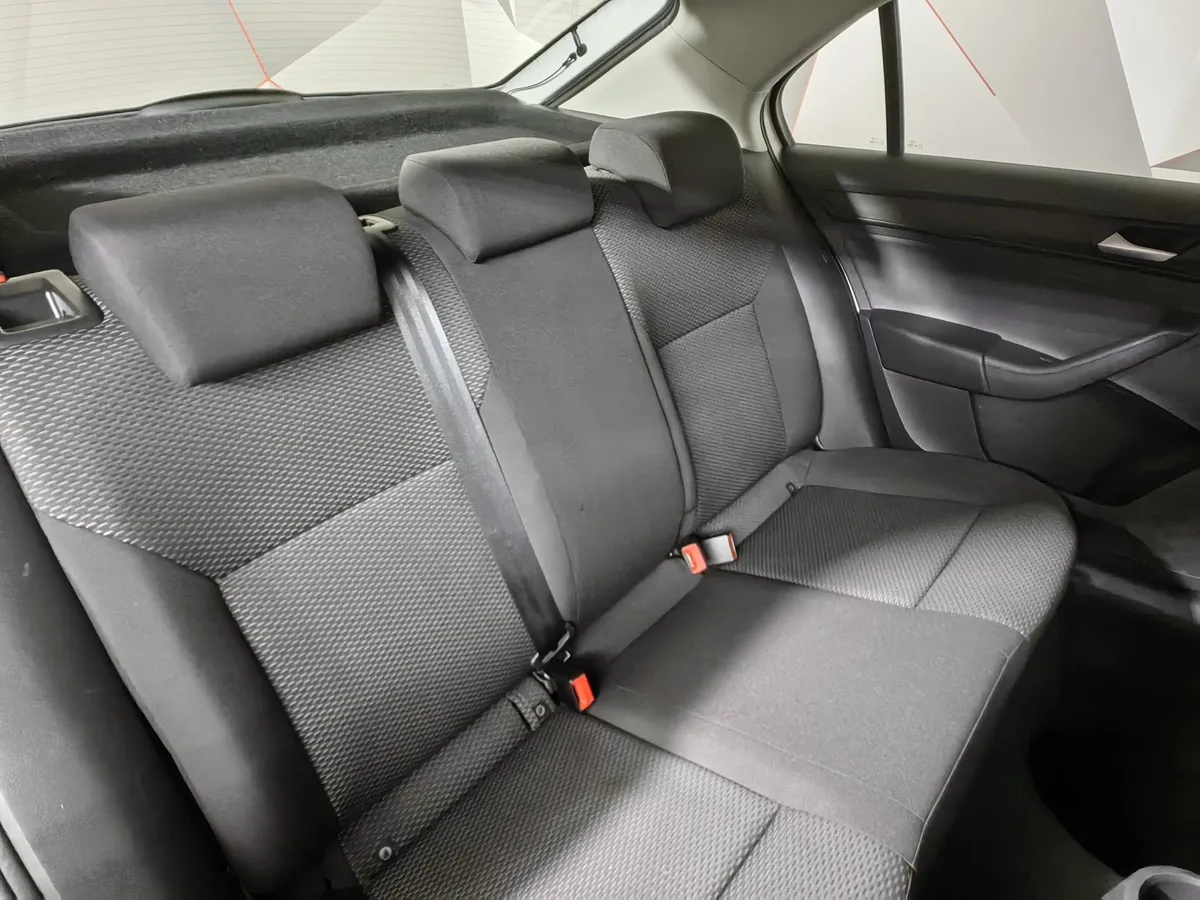 Volkswagen Polo 1.6 MPI AT (110 л.с.) Respect Белый в АВИЛОН. Слайд №17