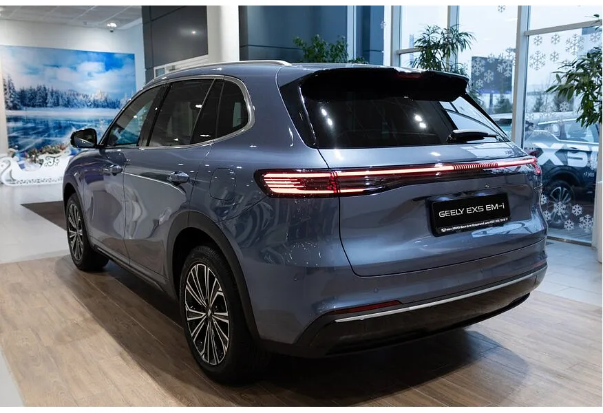 Geely EX5 EM-i 1.5 PHEV DHT FWD (218 л.с.) Max Синий в АВИЛОН. Слайд №7