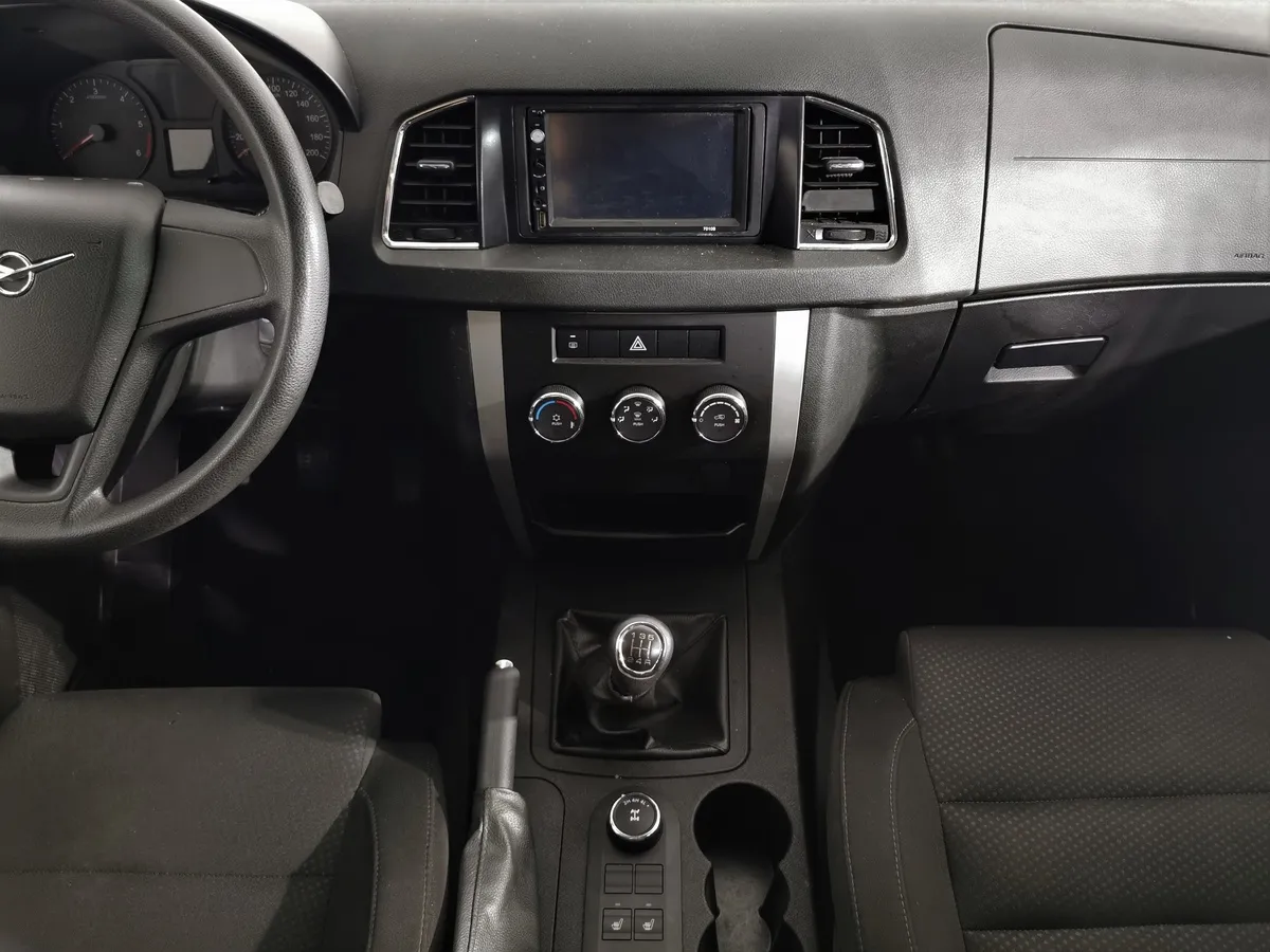 УАЗ Patriot 2.7 MT 4WD (150 л.с.) Максимум Серый в АВИЛОН. Слайд №13