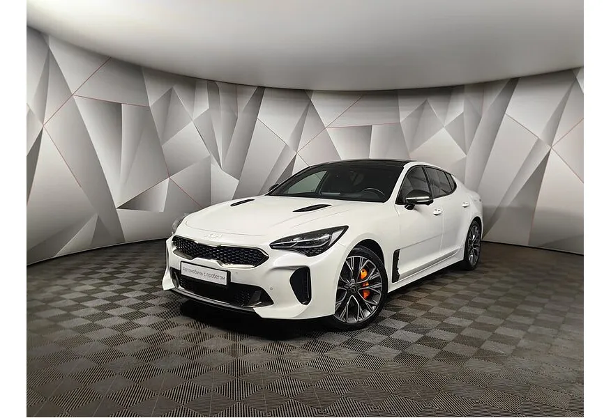 АВИЛОН - Kia Stinger 2.0 AT AWD (247 л.с.) GT Line Белый - slide 0
