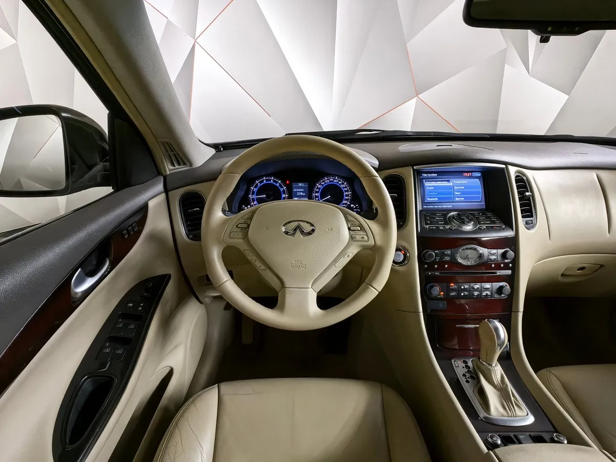 Infiniti QX50 2.5 AT AWD (222 л.с.) Красный в АВИЛОН. Слайд №20
