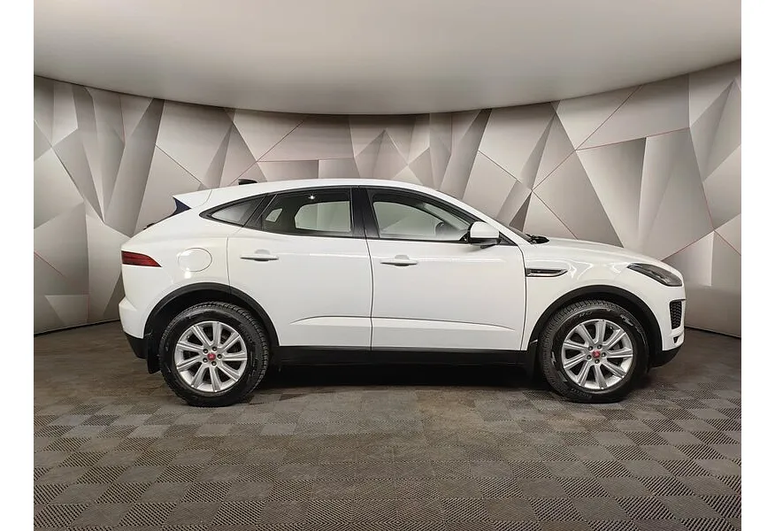 Jaguar E-Pace 2.0 D AT AWD (150 л.с.) S Белый в АВИЛОН. Слайд №6