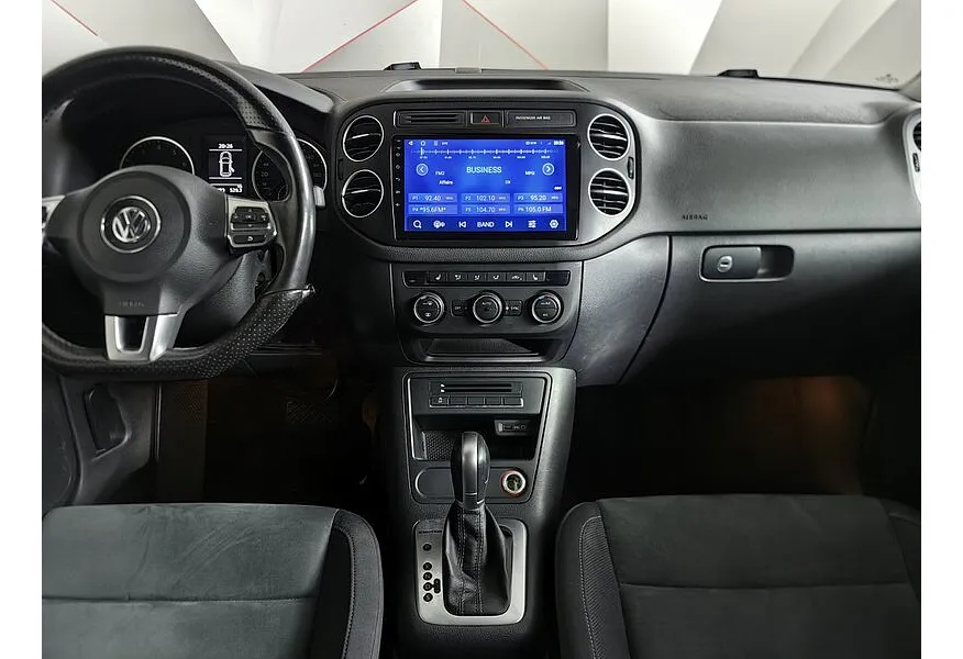 Volkswagen Tiguan 2.0 TSI 4Motion AT (180 л.с.) Sport&Style Белый в АВИЛОН. Слайд №14