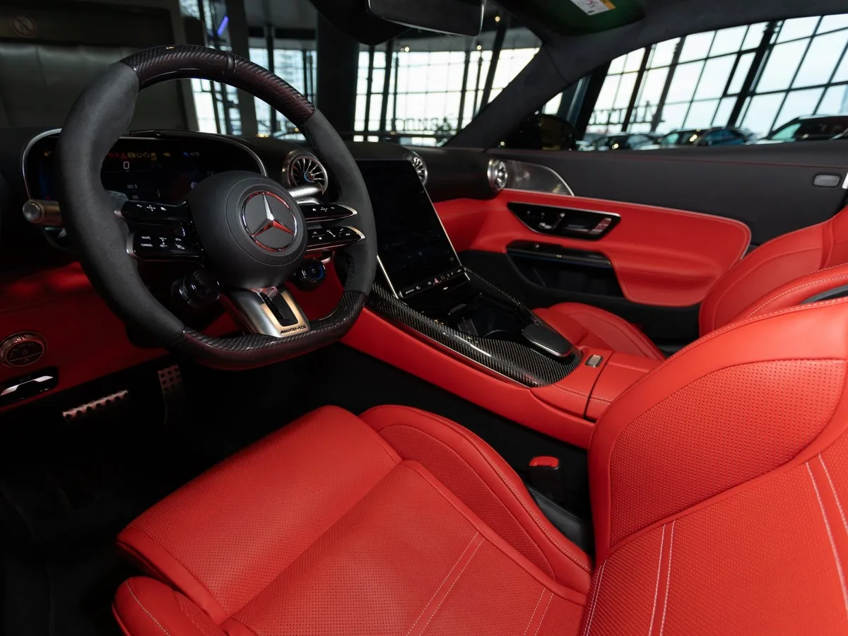 Mercedes-Benz AMG GT 43 4MATIC SPEEDSHIFT TCT 9G (367 л.с.) Черный в АВИЛОН. Слайд №8