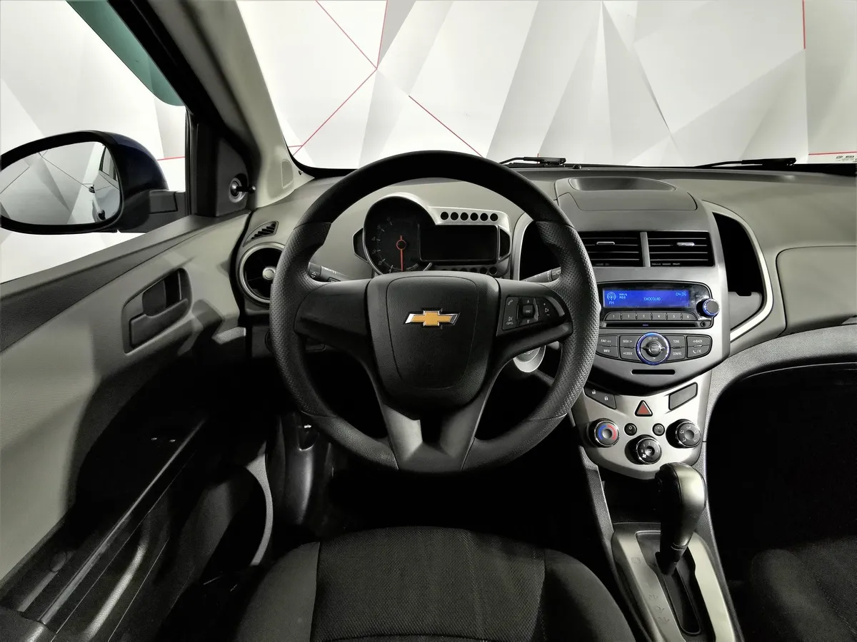 Chevrolet Aveo 1.6 AT (115 л.с.) Синий в АВИЛОН. Слайд №18