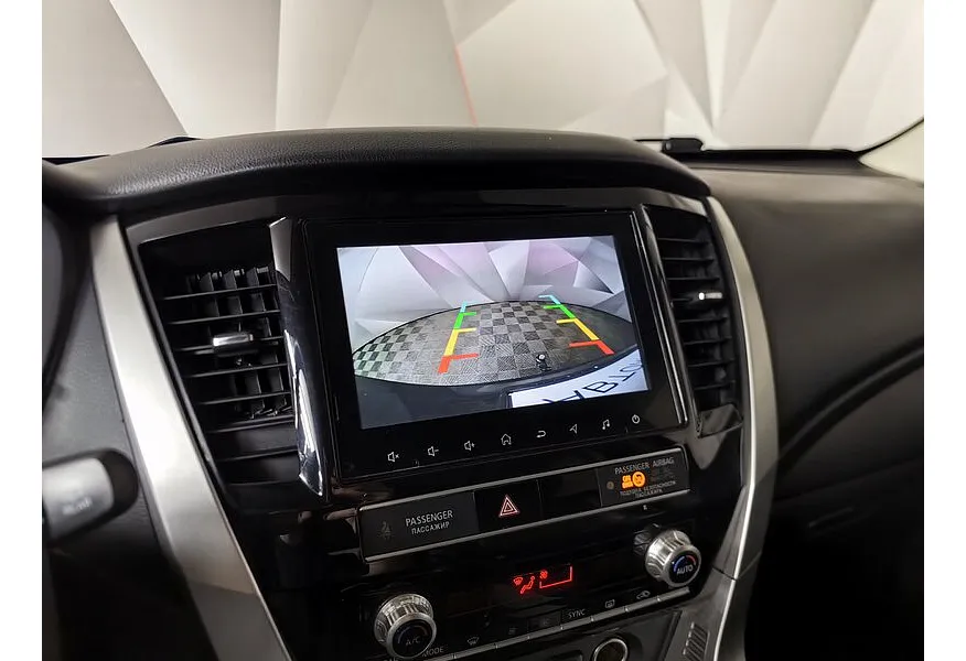 Mitsubishi Pajero Sport 2.4 DI-D AT AWD (181 л.с.) Instyle Серый в АВИЛОН. Слайд №20