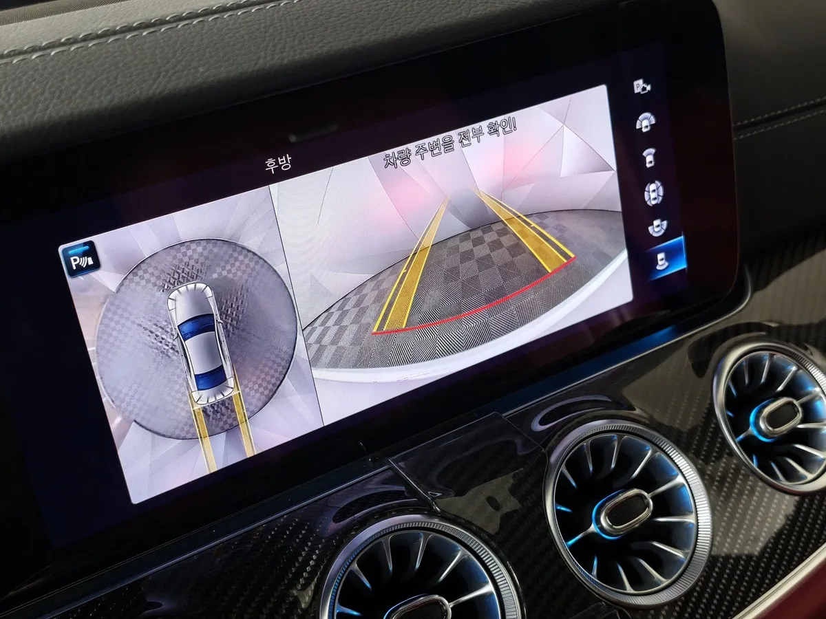 Mercedes-Benz CLS 53 9G-TRONIC 4MATIC+ (435 л.с.) Белый в АВИЛОН. Слайд №23