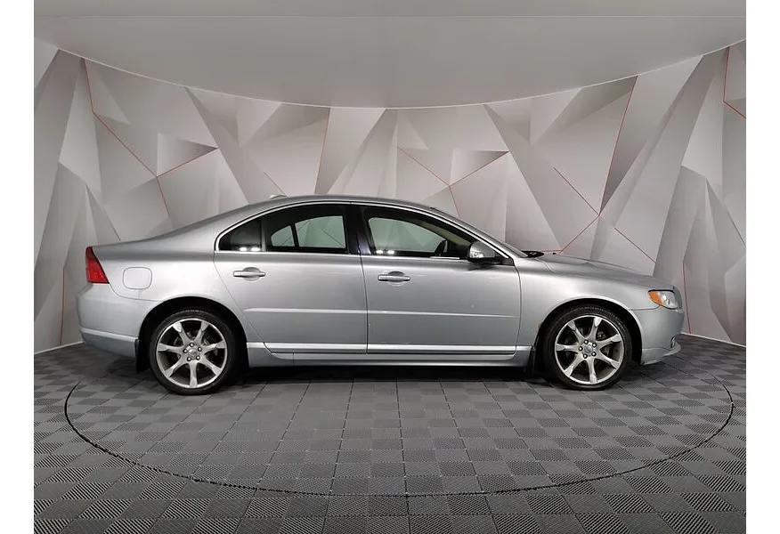 LIVE. Слайд №4