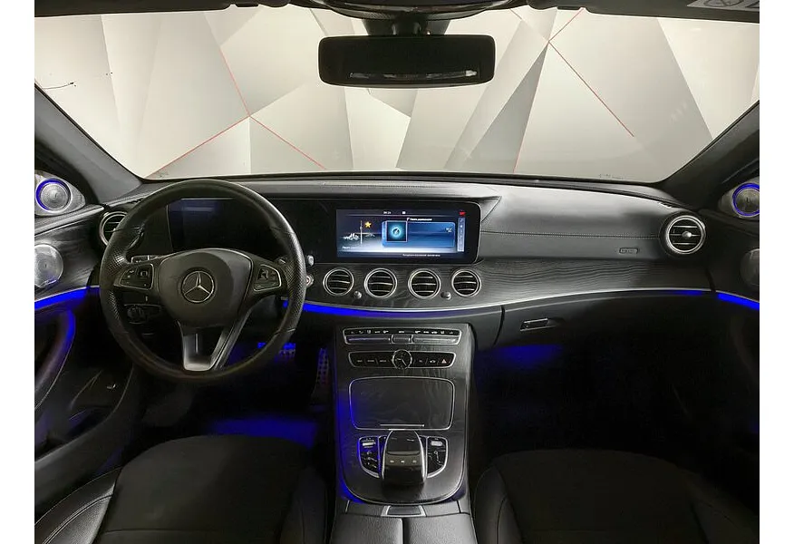 Mercedes-Benz E-Класс E 200 4MATIC 9G-TRONIC (184 л.с.) Sport Plus Коричневый в АВИЛОН. Слайд №13