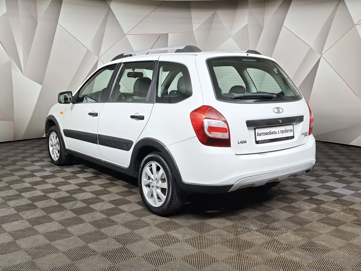 ВАЗ (Lada) Kalina 1.6 MT (87 л.с.) Белый в АВИЛОН. Слайд №4