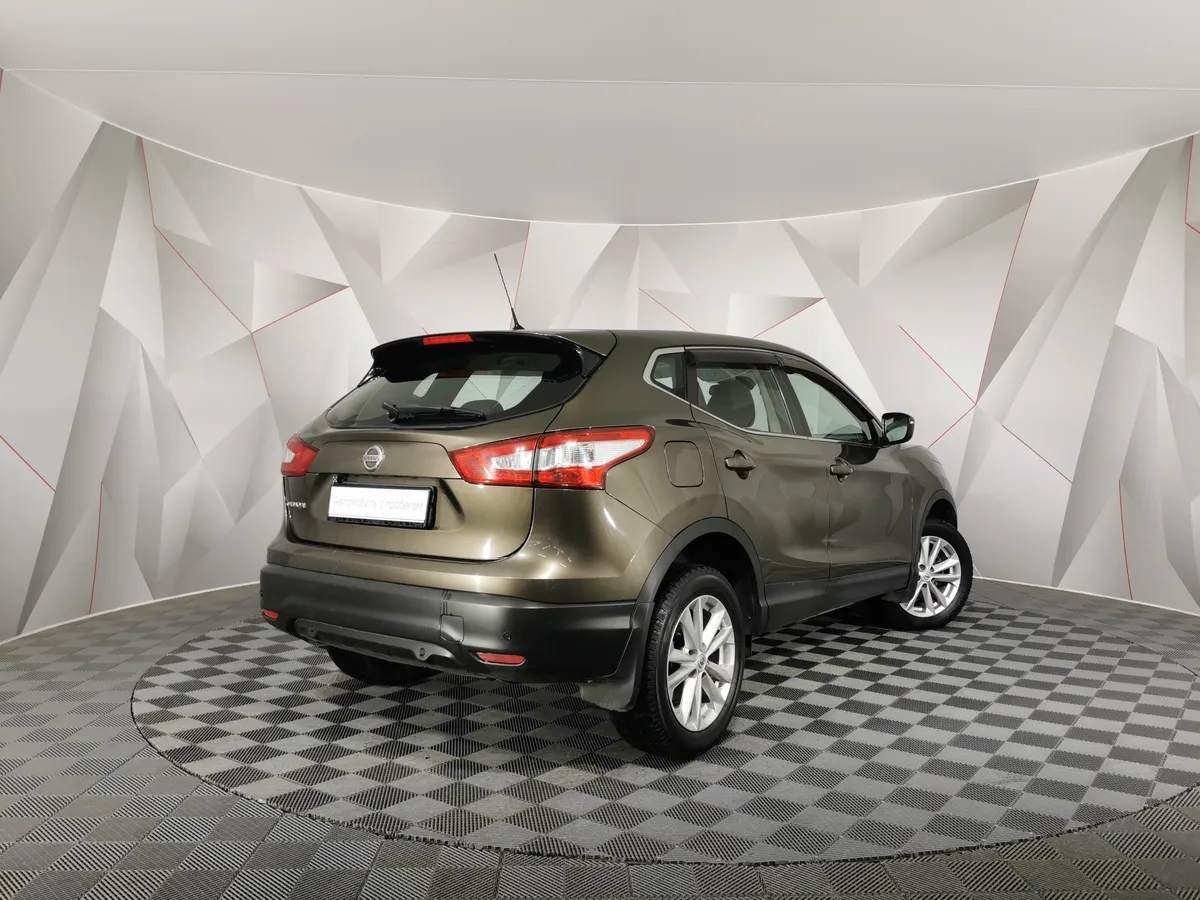 Nissan Qashqai 2.0 CVT (144 л.с.) Бежевый в АВИЛОН. Слайд №2