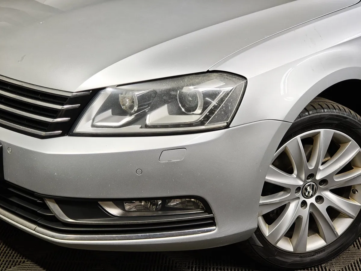 Volkswagen Passat 1.8 TSI DSG (160 л.с.) Серебристый в АВИЛОН. Слайд №10
