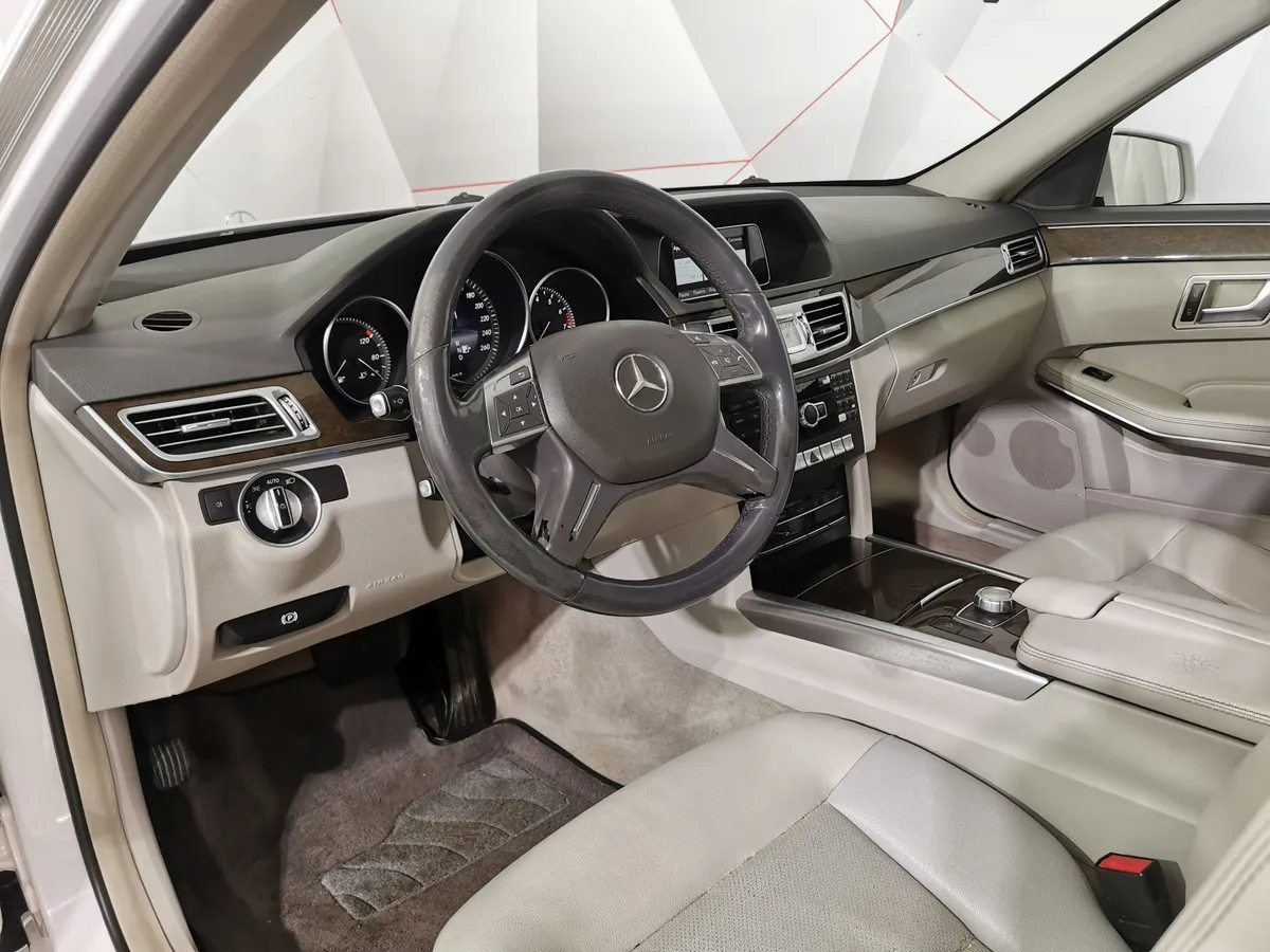 Mercedes-Benz E-Класс E 200 T BlueEfficiency 7G-Tronic Plus (184 л.с.) Белый в АВИЛОН. Слайд №17
