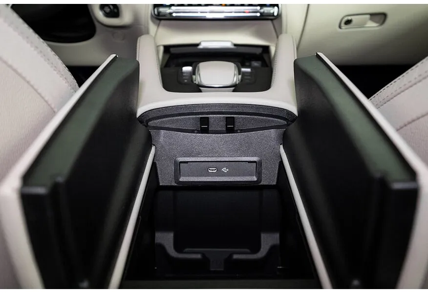 Mercedes-Benz GLE 450d 4MATIC 9G-TRONIC (367 л.с.) Черный в АВИЛОН. Слайд №16