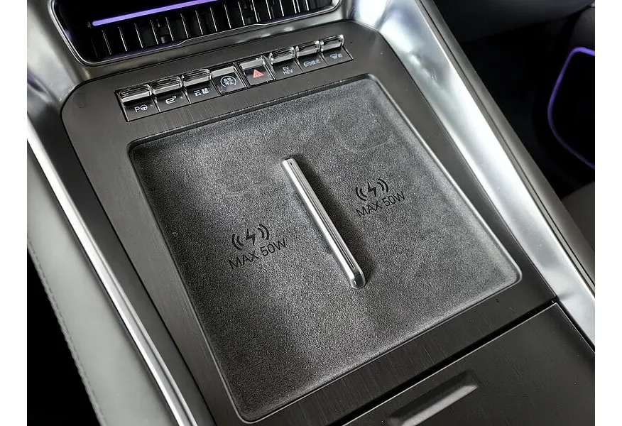 Denza N9 2.0h 8AT 2WD (925 л.с.) Premium Белый в АВИЛОН. Слайд №23