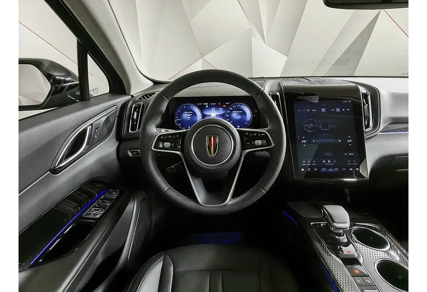 Hongqi HS3 2.0T 8AT 4WD (245 л.с.) Deluxe Черный в АВИЛОН. Слайд №19