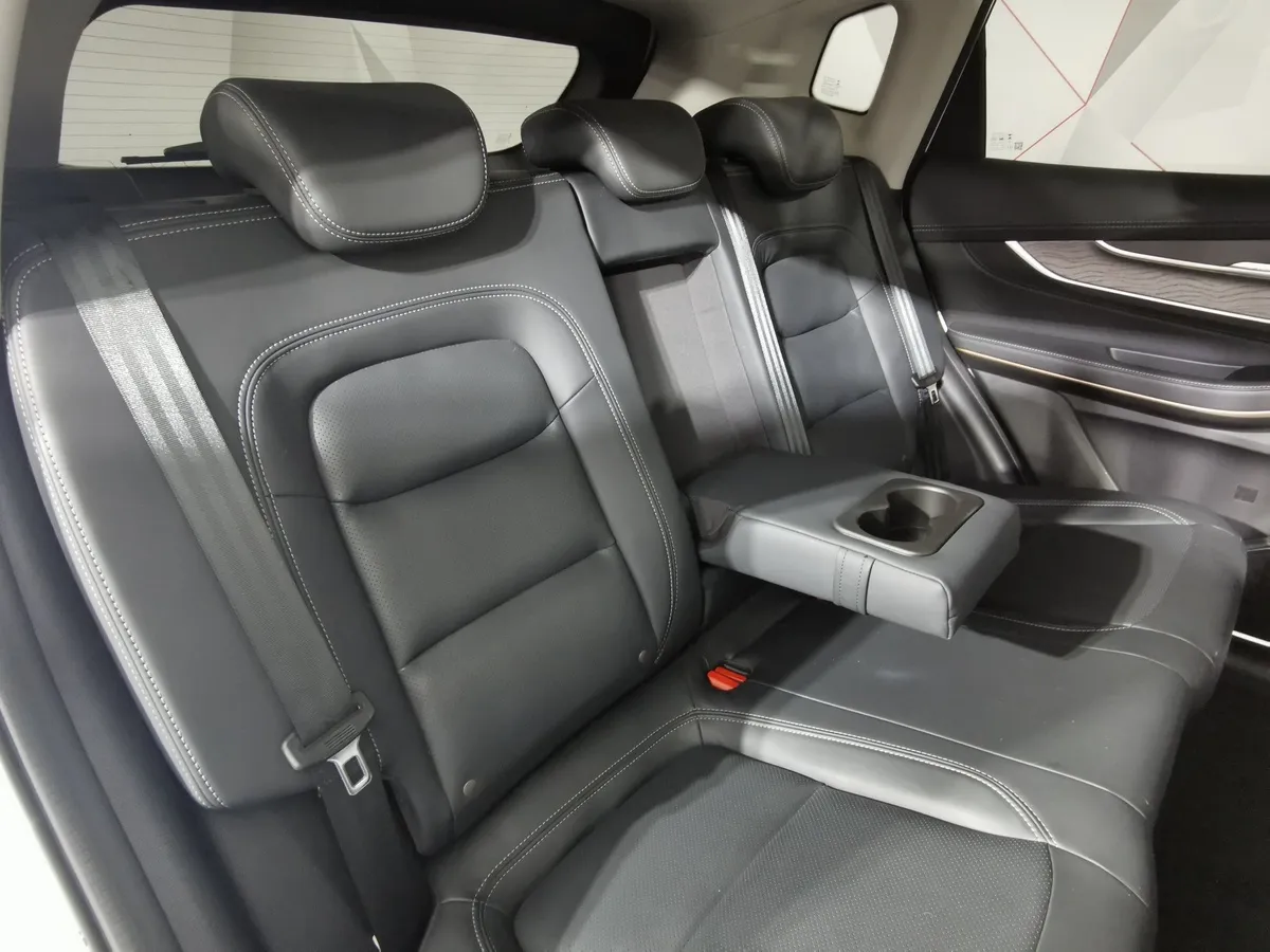 EXEED LX 1.5 CVT9 FWD (147 л.с) Luxury Белый в АВИЛОН. Слайд №16