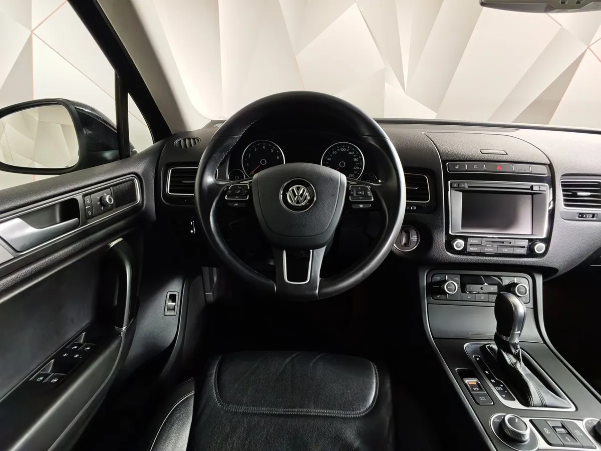 Volkswagen Touareg 2.0 TSI Tiptronic 4Motion (249 л.с.) Exclusive Черный в АВИЛОН. Слайд №20