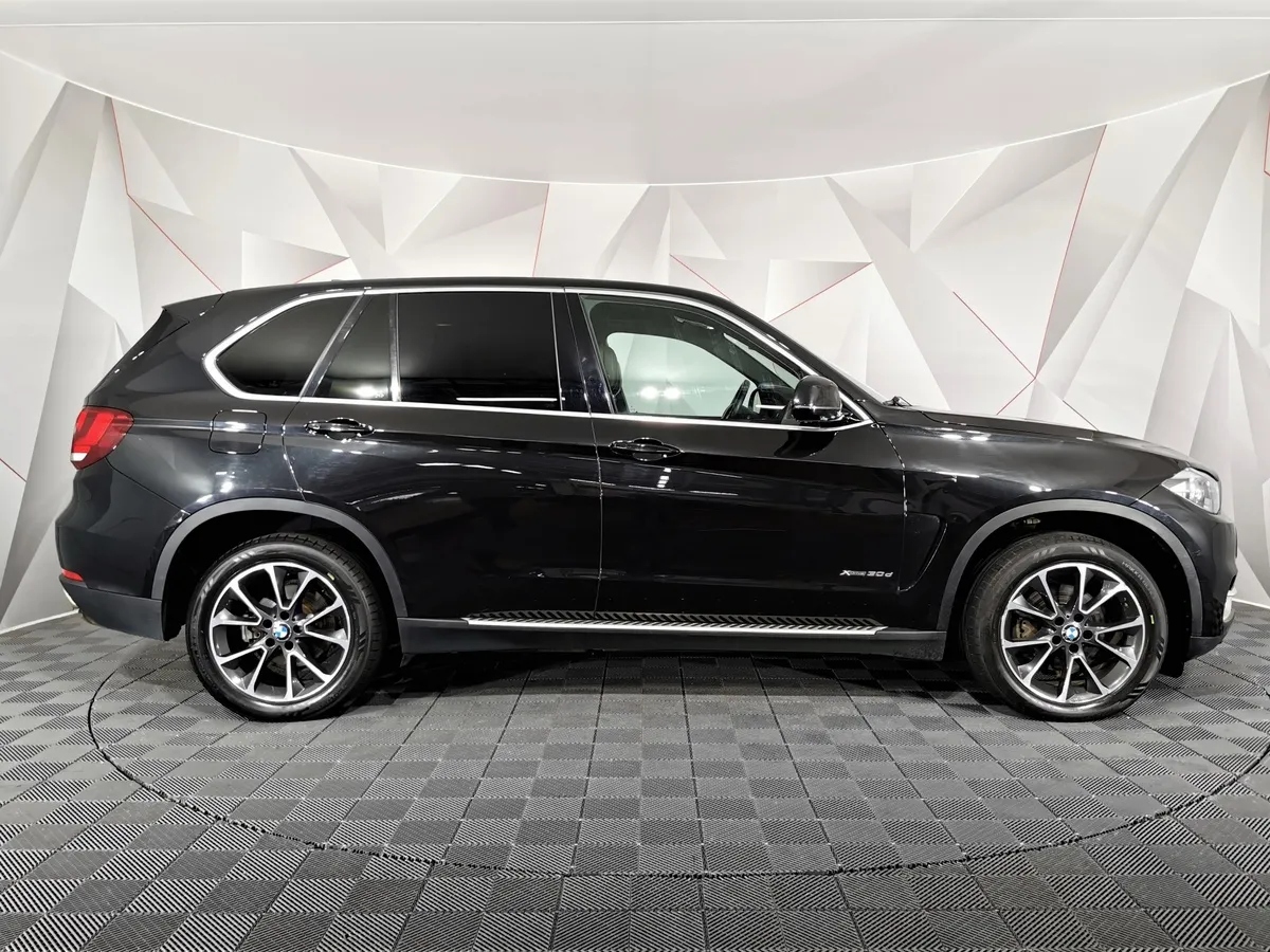 BMW X5 xDrive30d Steptronic (249 л.с.) Черный в АВИЛОН. Слайд №6