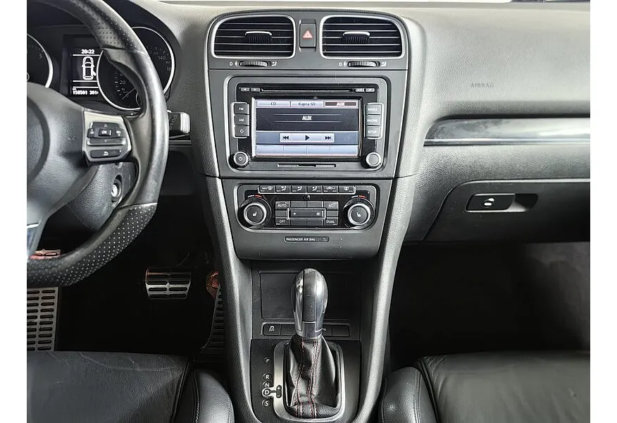 Volkswagen Golf 2.0 TSI DSG (210 л.с.) GTI Белый в АВИЛОН. Слайд №15 Volkswagen Golf 2.0 TSI DSG (210 л.с.) GTI Белый в АВИЛОН. Слайд №15