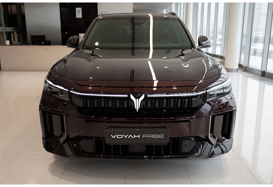 Voyah Free EVR 1.5 AT AWD (510 л.с.) Sport + Красный в АВИЛОН. Слайд №5