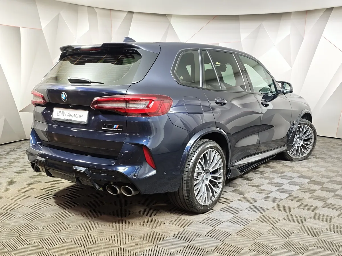 BMW X5 M 4.4 xDrive (625 л.с.) Competition Черный в АВИЛОН. Слайд №2