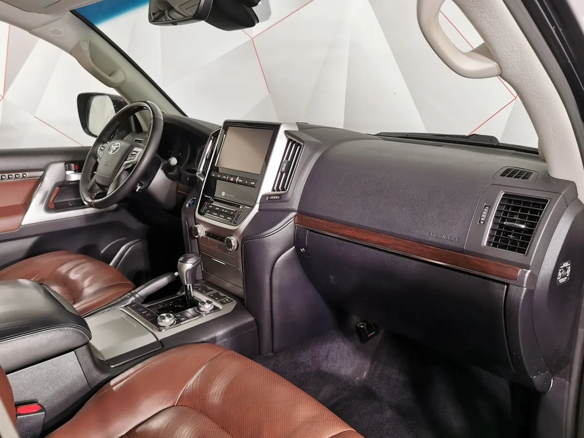 Toyota Land Cruiser 4.5 TD AT (249 л.с.) Черный в АВИЛОН. Слайд №12