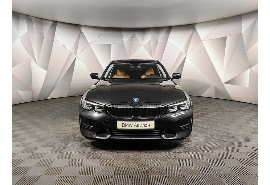 BMW 3 серия 318d Steptronic (150 л.с.) Черный в АВИЛОН. Слайд №3