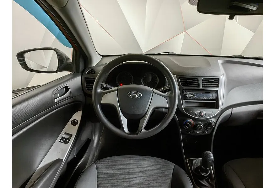 Hyundai Solaris 1.6 MT (123 л.с.) Active Оранжевый в АВИЛОН. Слайд №19 Hyundai Solaris 1.6 MT (123 л.с.) Active Оранжевый в АВИЛОН. Слайд №19