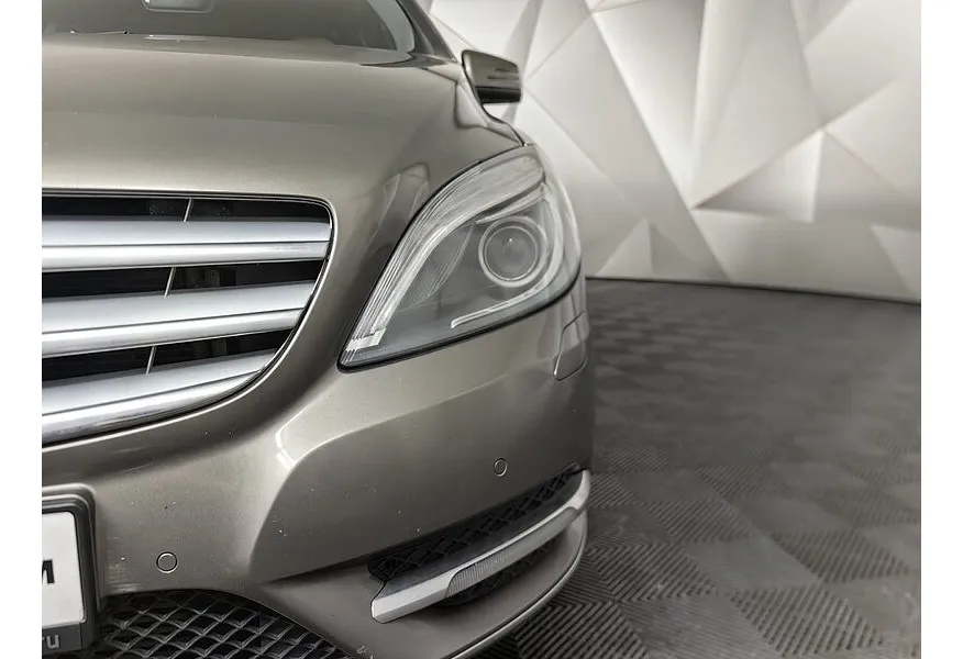 Mercedes-Benz B-Класс B 200 7G-DCT (150 л.с.) Серый в АВИЛОН. Слайд №10